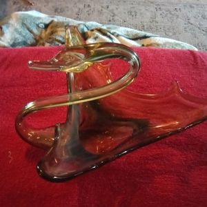 Today only!!!vintage sooner glass swan